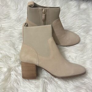 NWOT Violet & Red Loaded Suede Knit Cuff Bootie Cream Color 8.5 From Stitch Fix